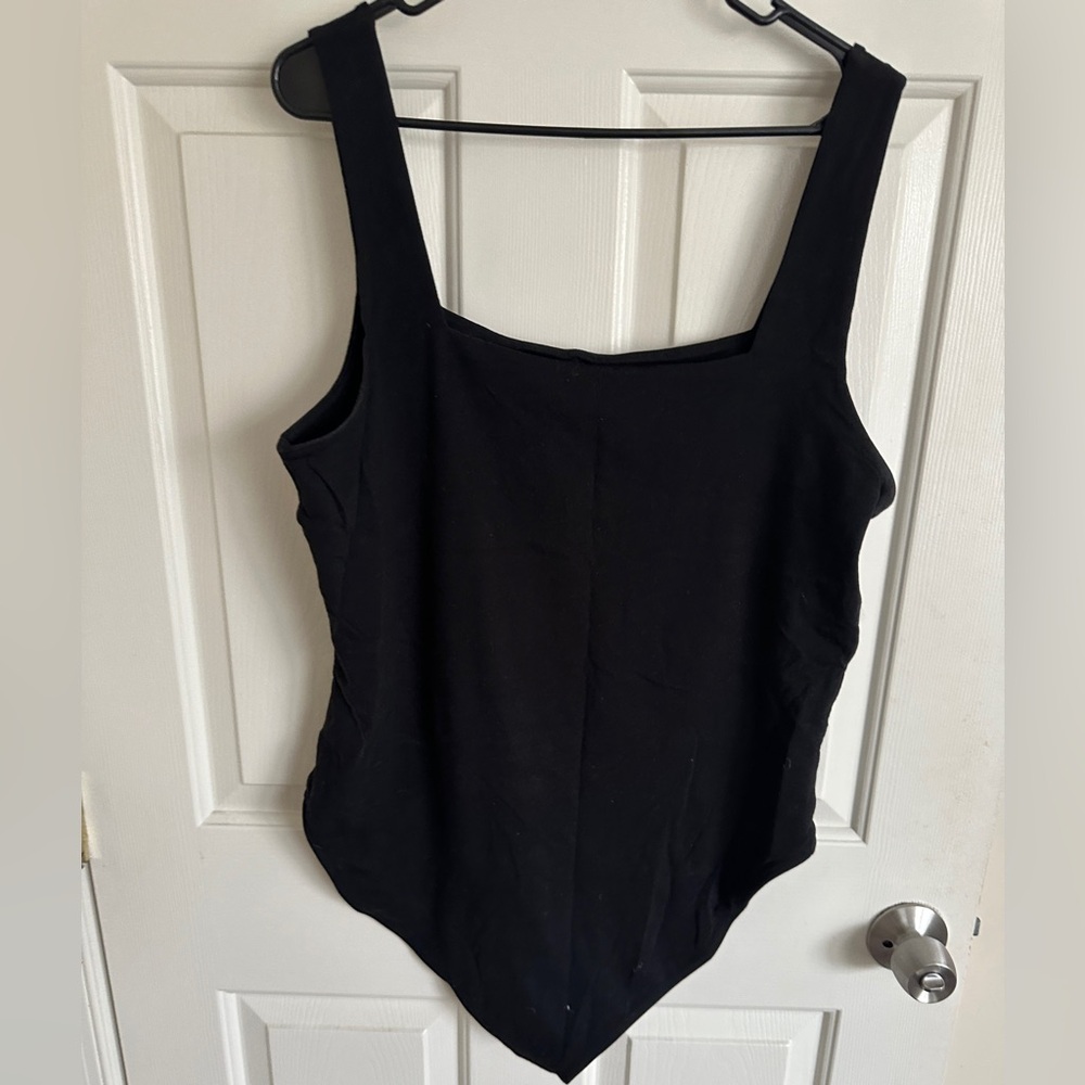 Black Sleeveless Top